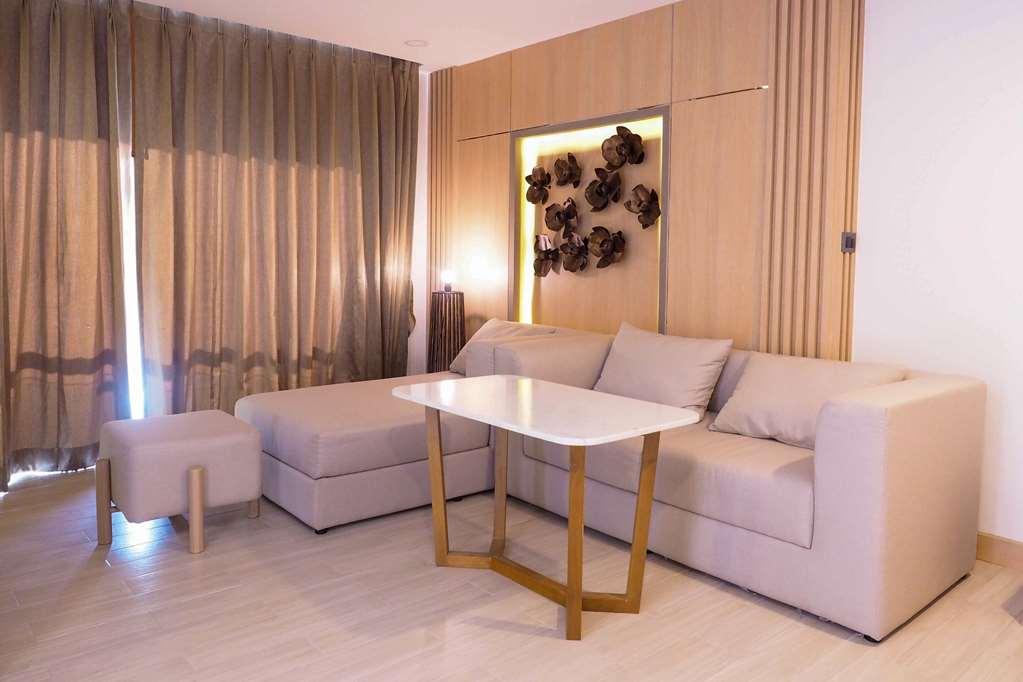 Clarion Hotel Patong Phuket Phòng bức ảnh