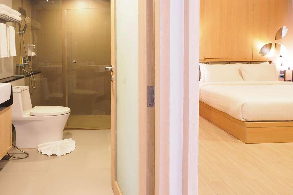 Clarion Hotel Patong Phuket Phòng bức ảnh