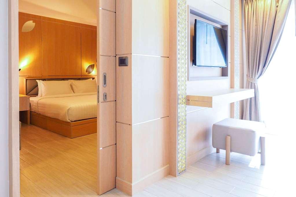 Clarion Hotel Patong Phuket Phòng bức ảnh