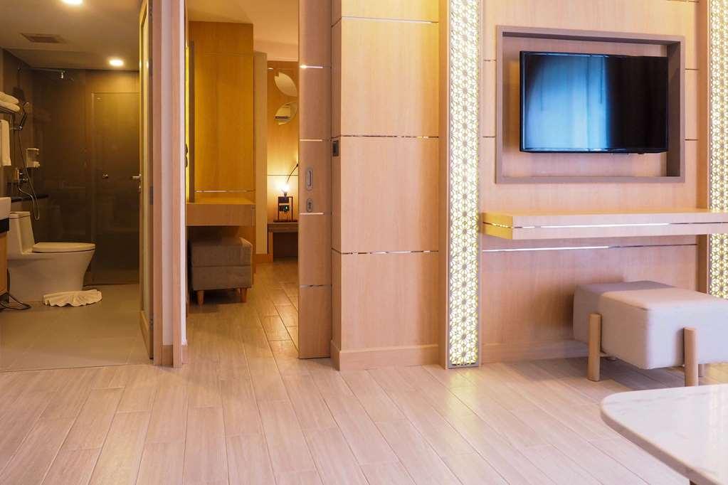 Clarion Hotel Patong Phuket Phòng bức ảnh